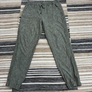 Athleta Printed Farallon Jogger Women's Drawstring Camo Green Pants Size 8